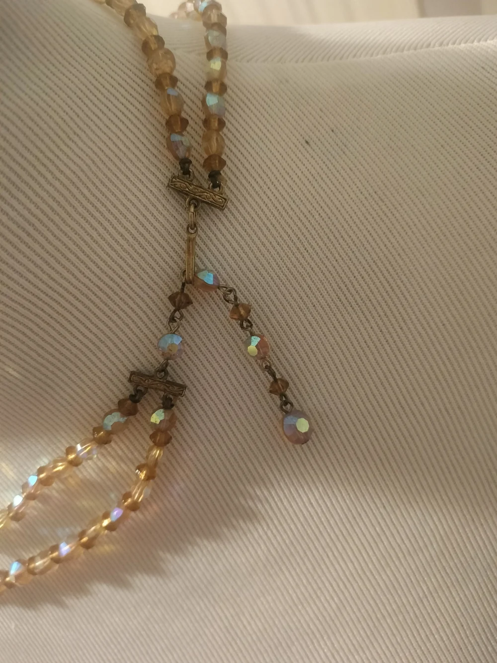 Aurora Borealis VTG Double Strand Crystal Bead 18